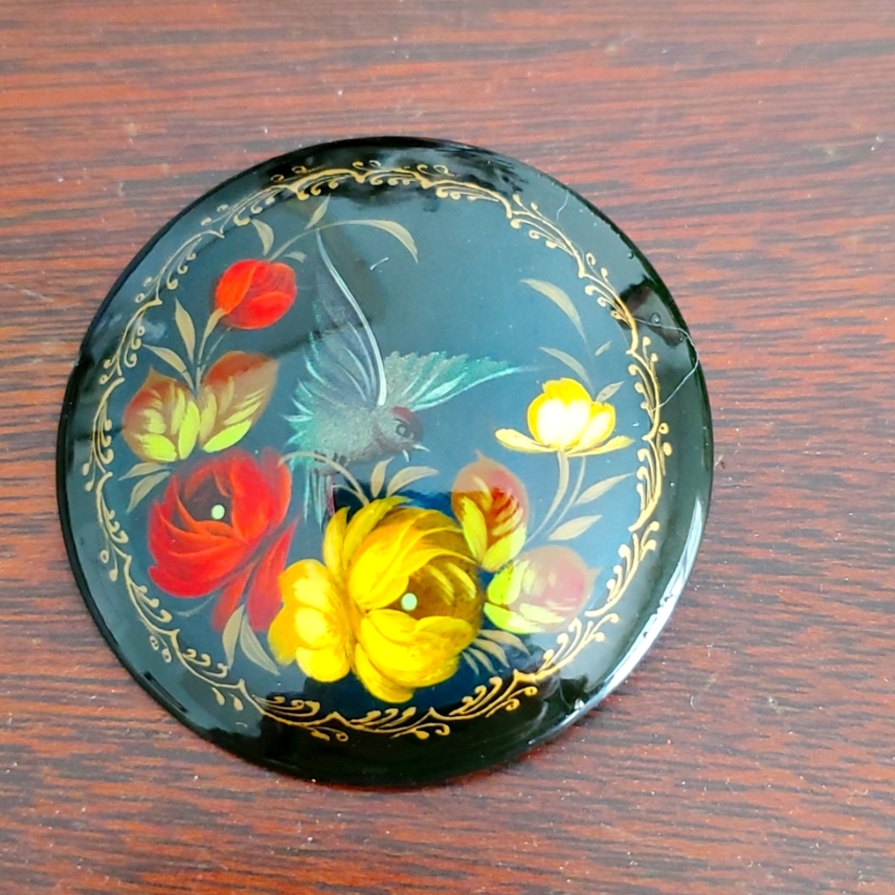 Vintage Russian Hand Painted Lacquer Paper Mache  Pin